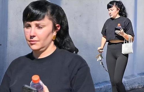 娱乐圈吃瓜一口气看完,一网打尽,揭秘明星幕后故事 第1张 娱乐圈吃瓜一口气看完,一网打尽,揭秘明星幕后故事 第1张